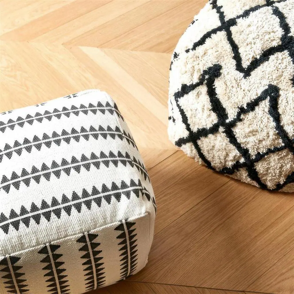 Handgetufteter Pouf Naima Ansicht 2
