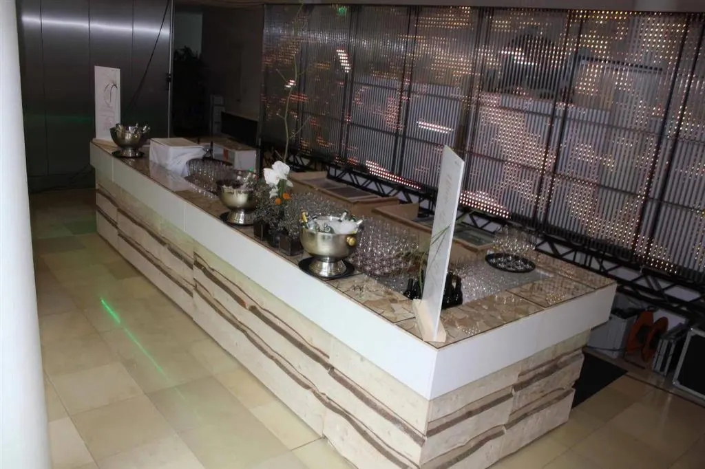 Buffetanlage Eckelement Wooden Spirit Ansicht 3
