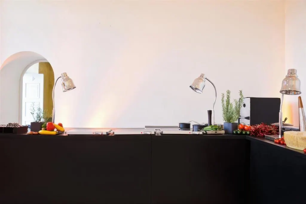 Buffetanlage Eckelement Black Pearl Ansicht 2
