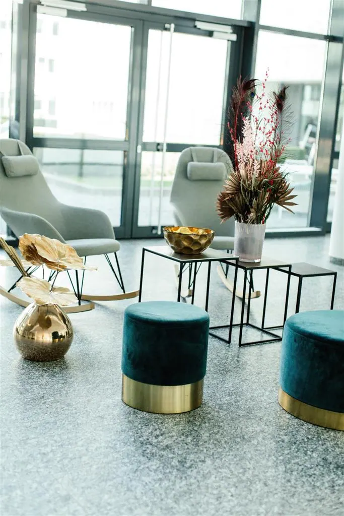Samt-Hocker Harlow Ansicht 3