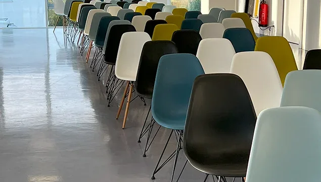 EAMES DSR Ansicht 3