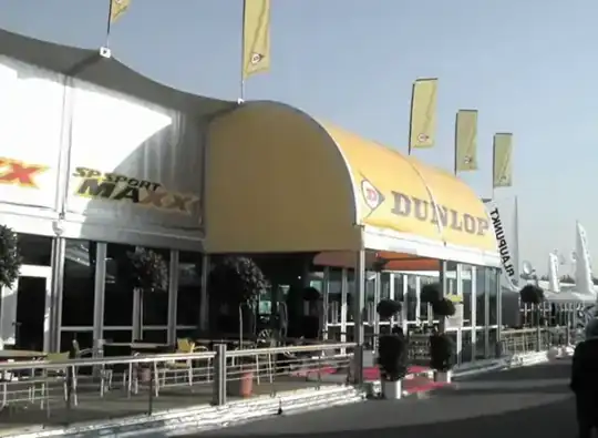 Dunlop – Event-Pavillon 2004 – CREAVENTIS Messebau & Eventausstattung