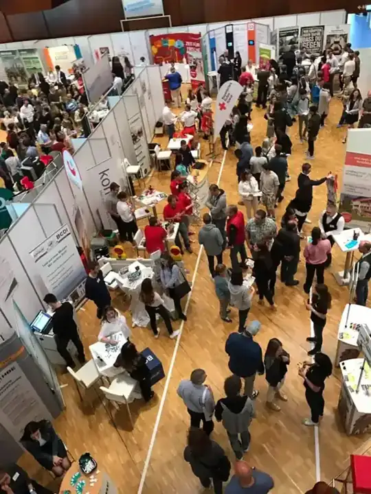 IHKjobfit! Rosenheim – Ausbildungsmesse, Systemstände – CREAVENTIS Messebau & Eventausstattung