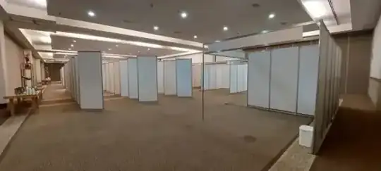 Octanorm-Systemstand S108 – Messebau – CREAVENTIS Messebau & Eventausstattung