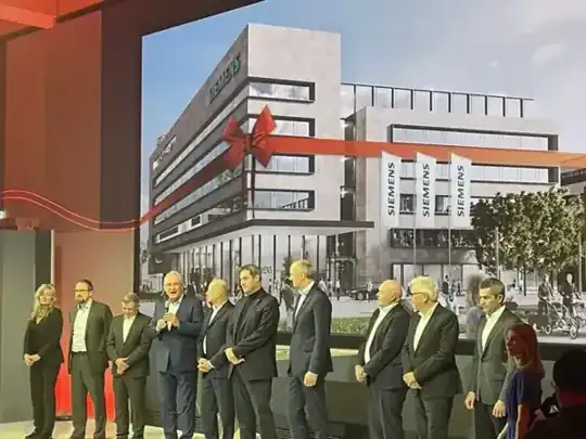 Siemens Campus Erlangen – Einweihung 2022 – CREAVENTIS Messebau & Eventausstattung
