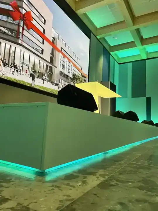 Siemens Campus Erlangen – Einweihung 2022 – CREAVENTIS Messebau & Eventausstattung