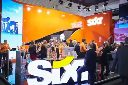 Sixt – Messestand ITB Berlin 2018 – CREAVENTIS Messebau & Eventausstattung