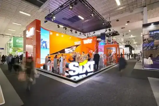 Sixt – Messestand ITB Berlin 2018 – CREAVENTIS Messebau & Eventausstattung