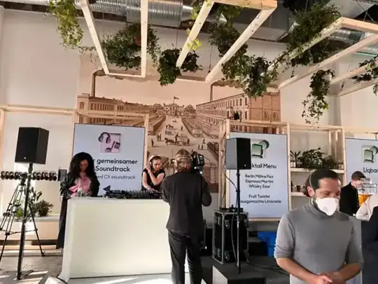 Zendesk „CX Update aus Berlin“ 2022 – CREAVENTIS Messebau & Eventausstattung