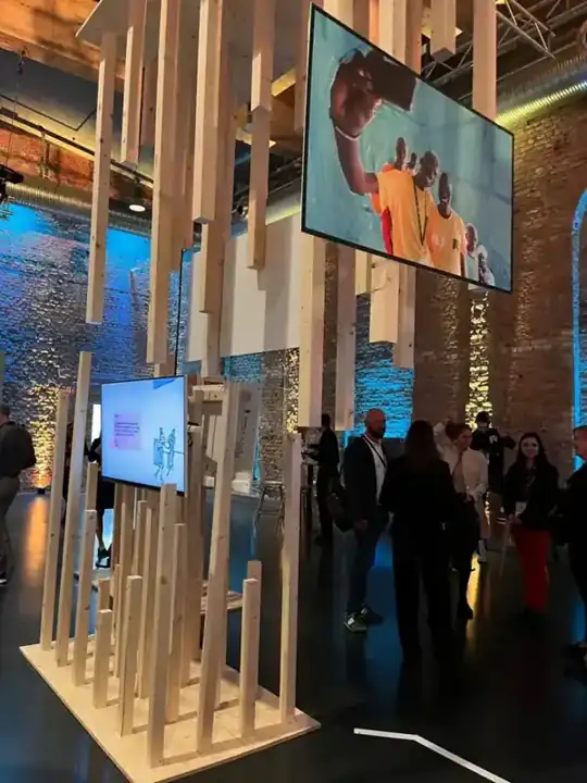 Zendesk „CX Update aus Berlin“ 2022 – CREAVENTIS Messebau & Eventausstattung